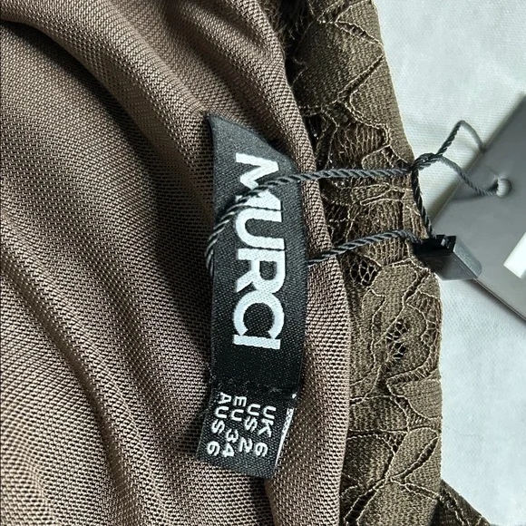 Elegant Brown Backless Lace Dress - Picture 6 of 8